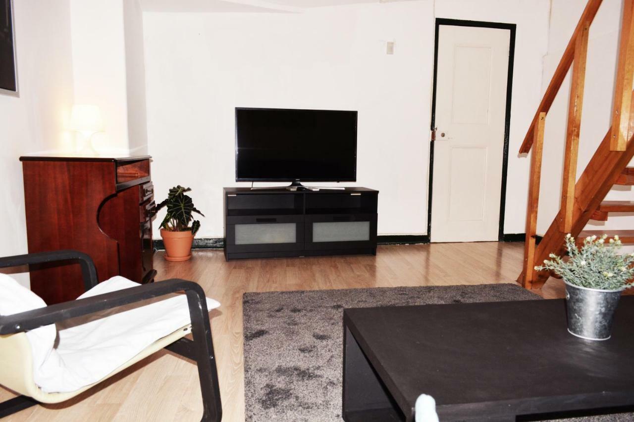 Bairro Alto Central Apartment Lisbon Bagian luar foto