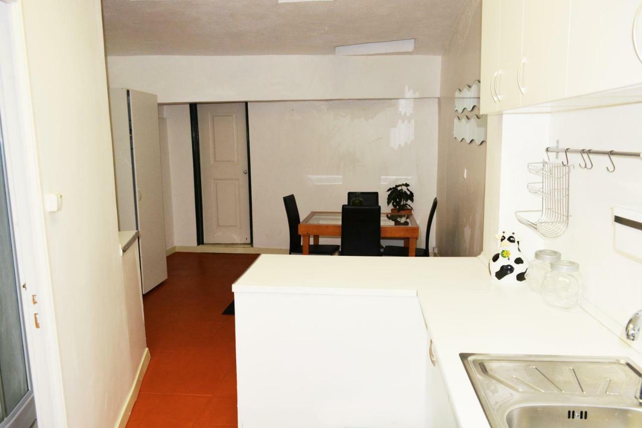 Bairro Alto Central Apartment Lisbon Bagian luar foto