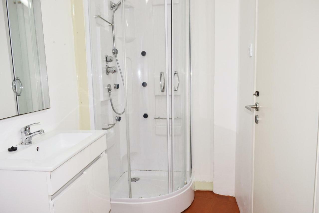 Bairro Alto Central Apartment Lisbon Bagian luar foto