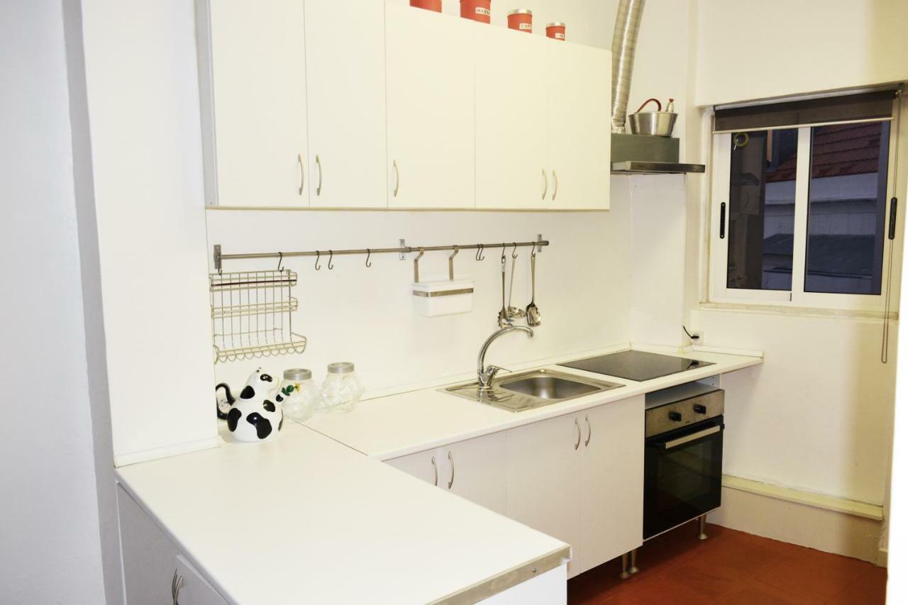 Bairro Alto Central Apartment Lisbon Bagian luar foto