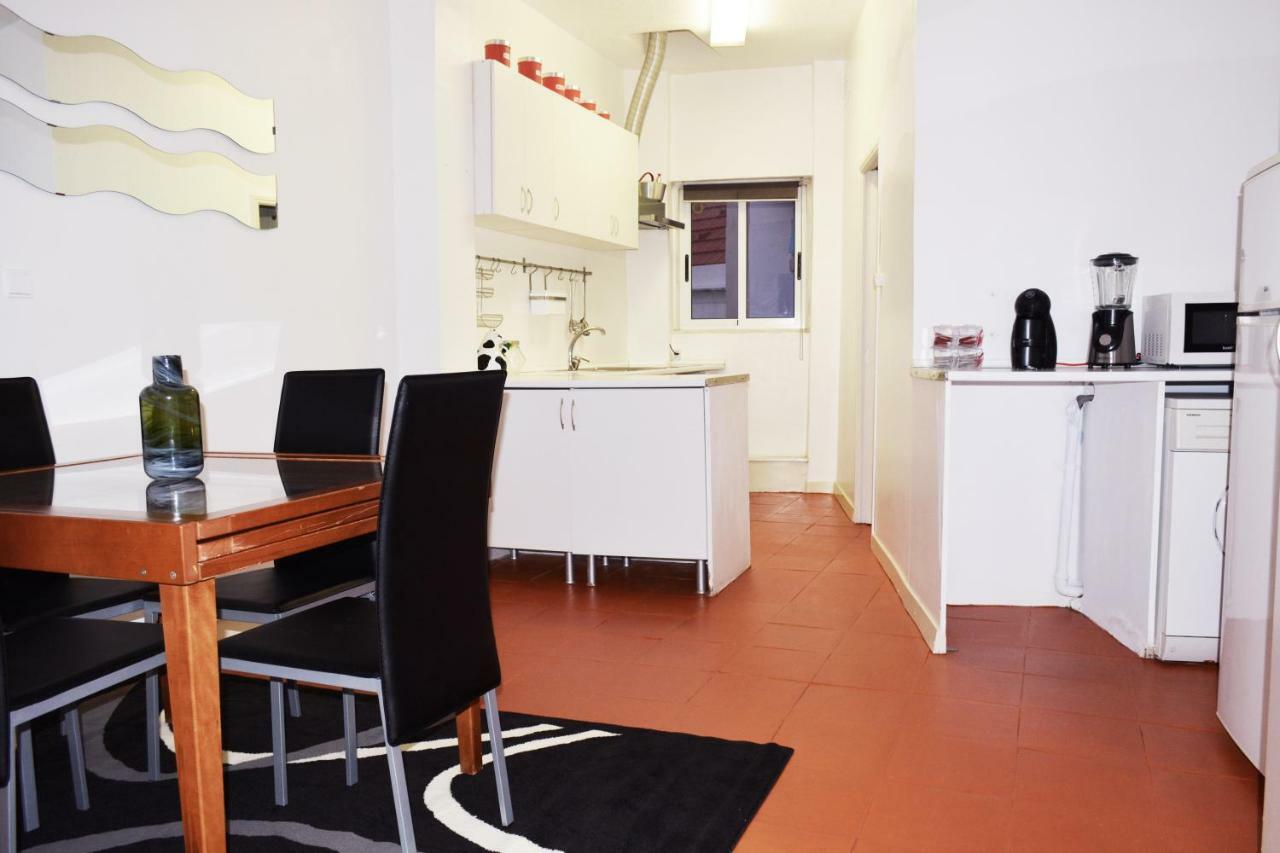 Bairro Alto Central Apartment Lisbon Bagian luar foto